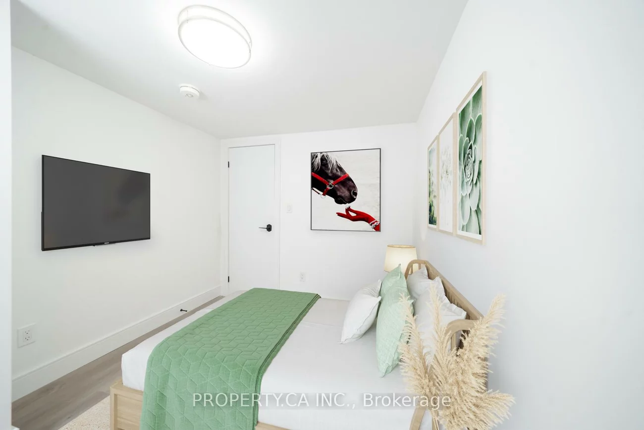 33, Moorecroft, Ionview, Toronto