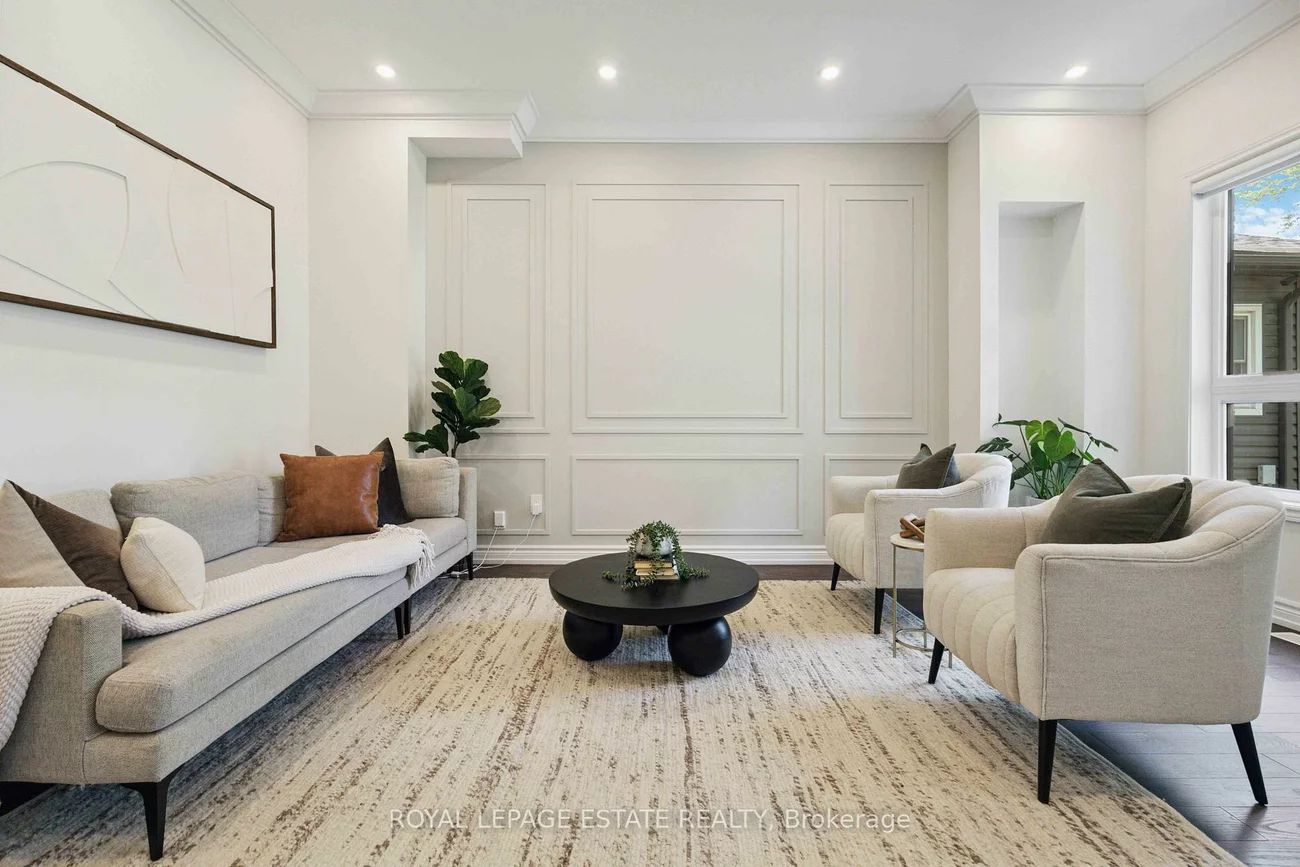147, Mcintosh, Birchcliffe-Cliffside, Toronto