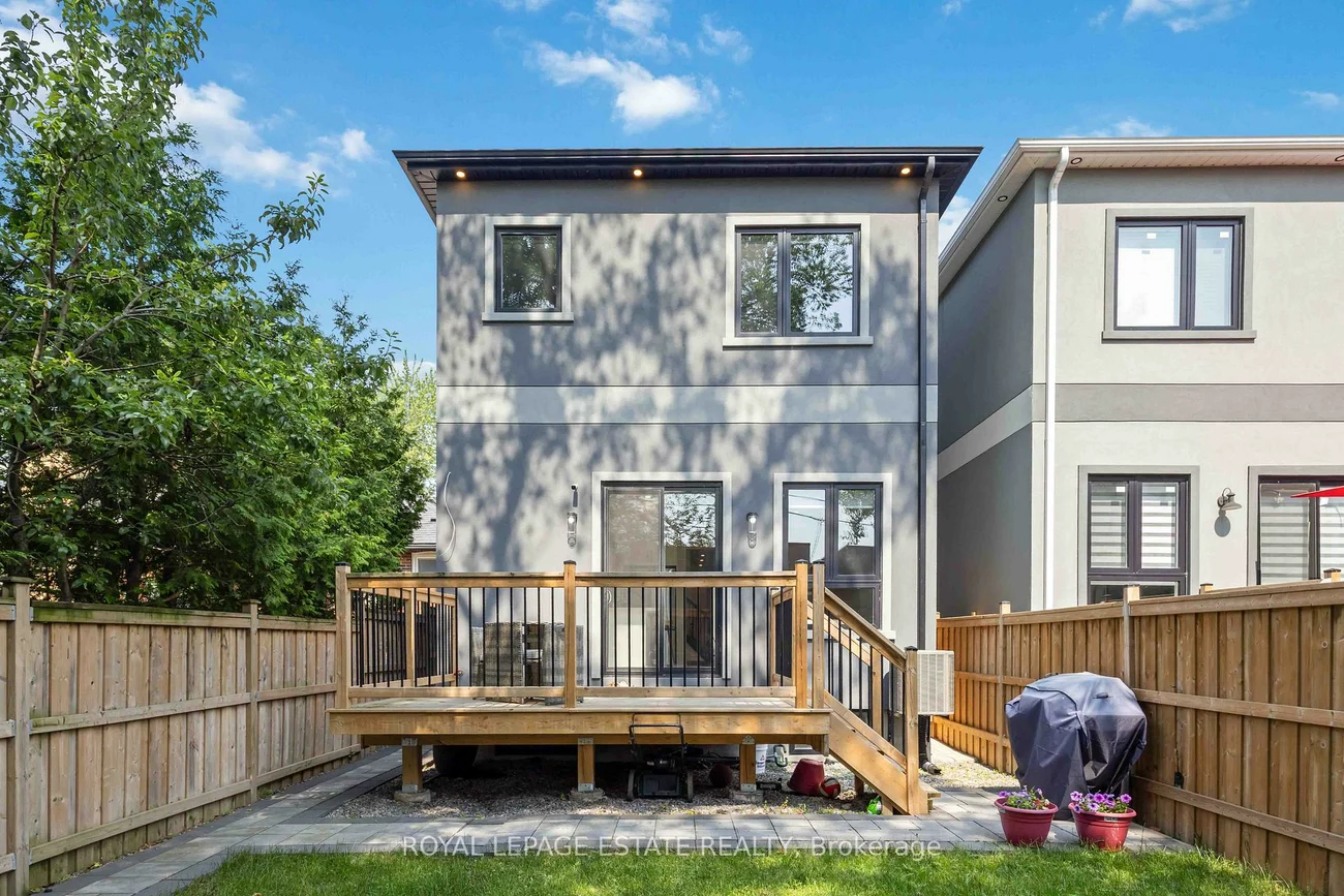 147, Mcintosh, Birchcliffe-Cliffside, Toronto