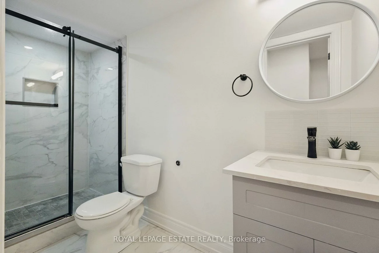 147, Mcintosh, Birchcliffe-Cliffside, Toronto