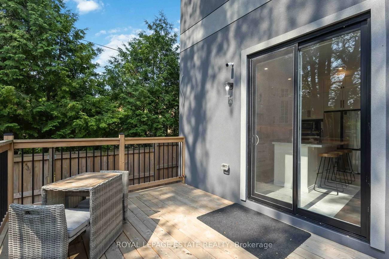 147, Mcintosh, Birchcliffe-Cliffside, Toronto