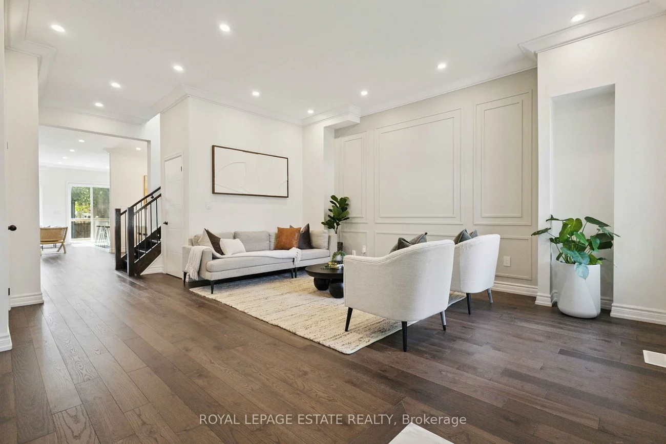 147, Mcintosh, Birchcliffe-Cliffside, Toronto
