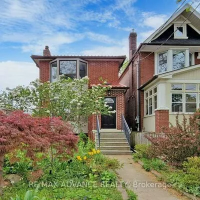 108, Eaton, Danforth, Toronto
