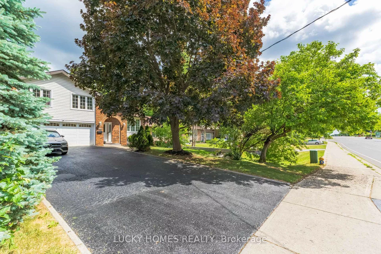 4396, Lawrence, West Hill, Toronto