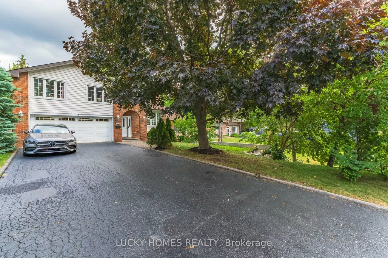4396, Lawrence, West Hill, Toronto