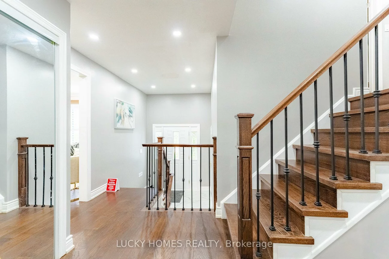 4396, Lawrence, West Hill, Toronto