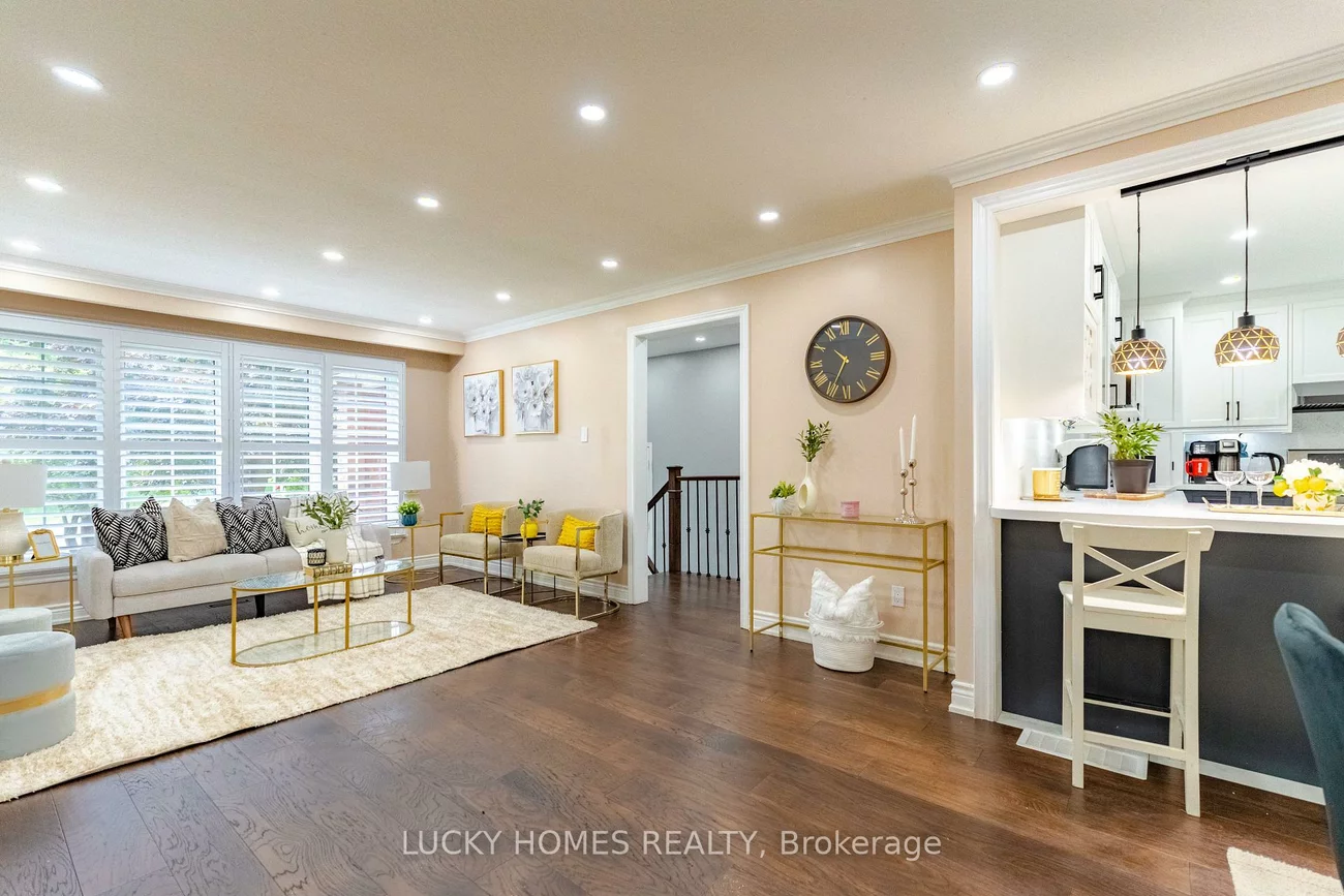 4396, Lawrence, West Hill, Toronto