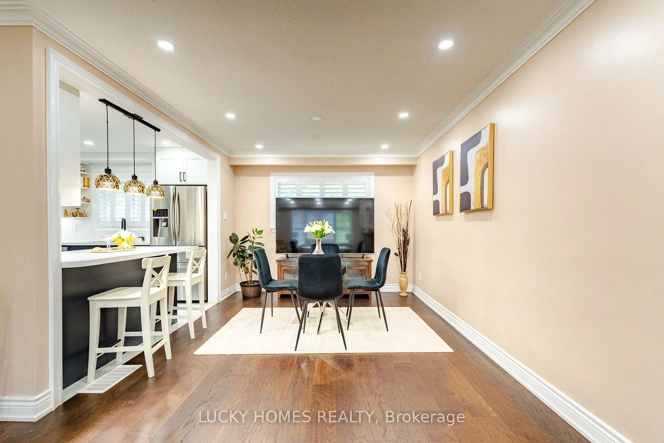 4396, Lawrence, West Hill, Toronto