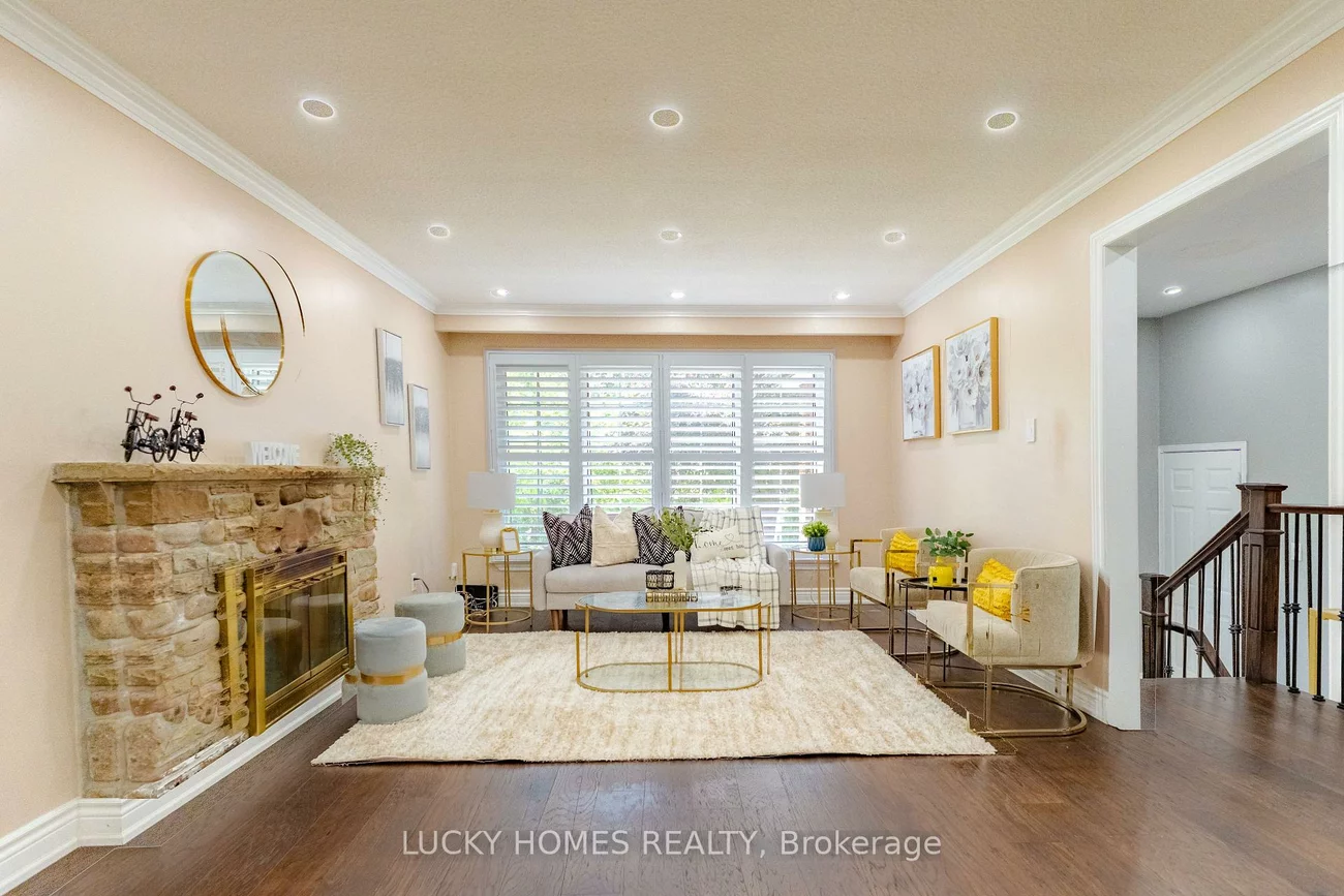 4396, Lawrence, West Hill, Toronto