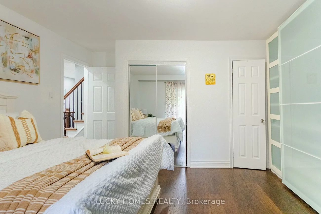 4396, Lawrence, West Hill, Toronto