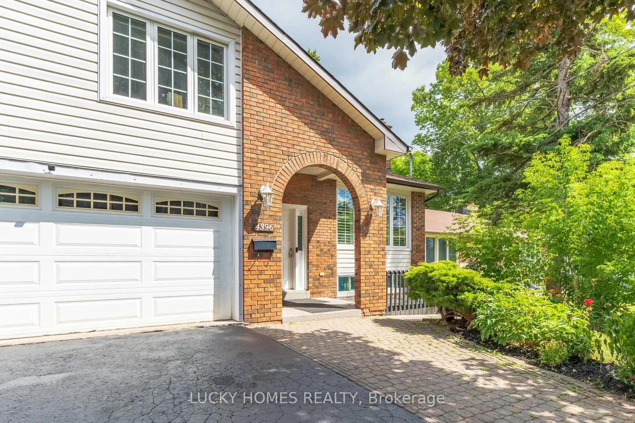 4396, Lawrence, West Hill, Toronto