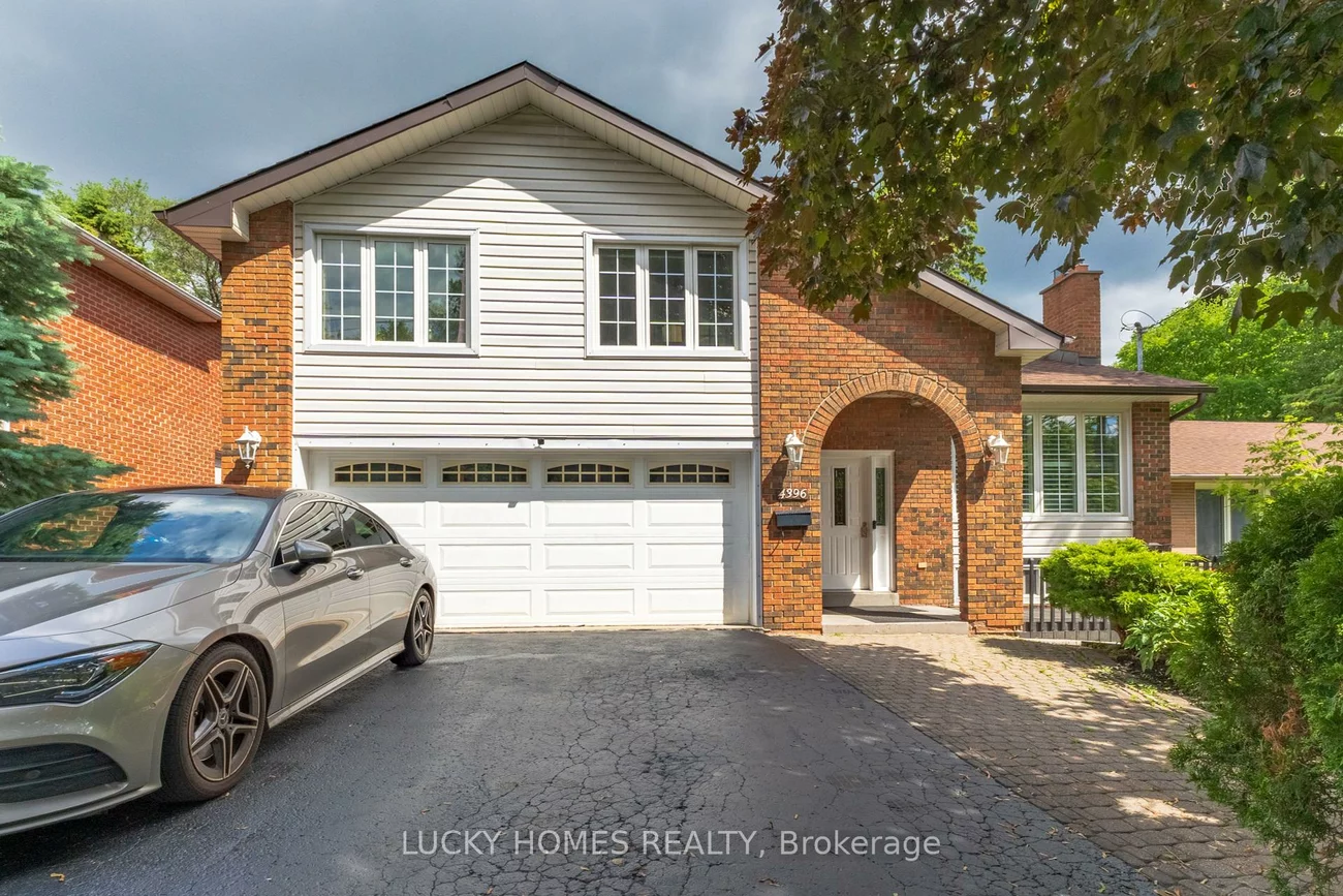 4396, Lawrence, West Hill, Toronto