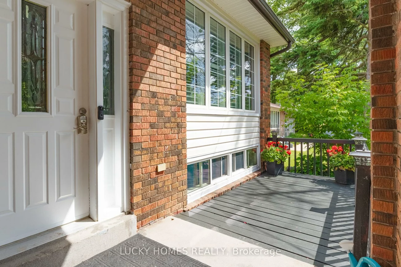 4396, Lawrence, West Hill, Toronto