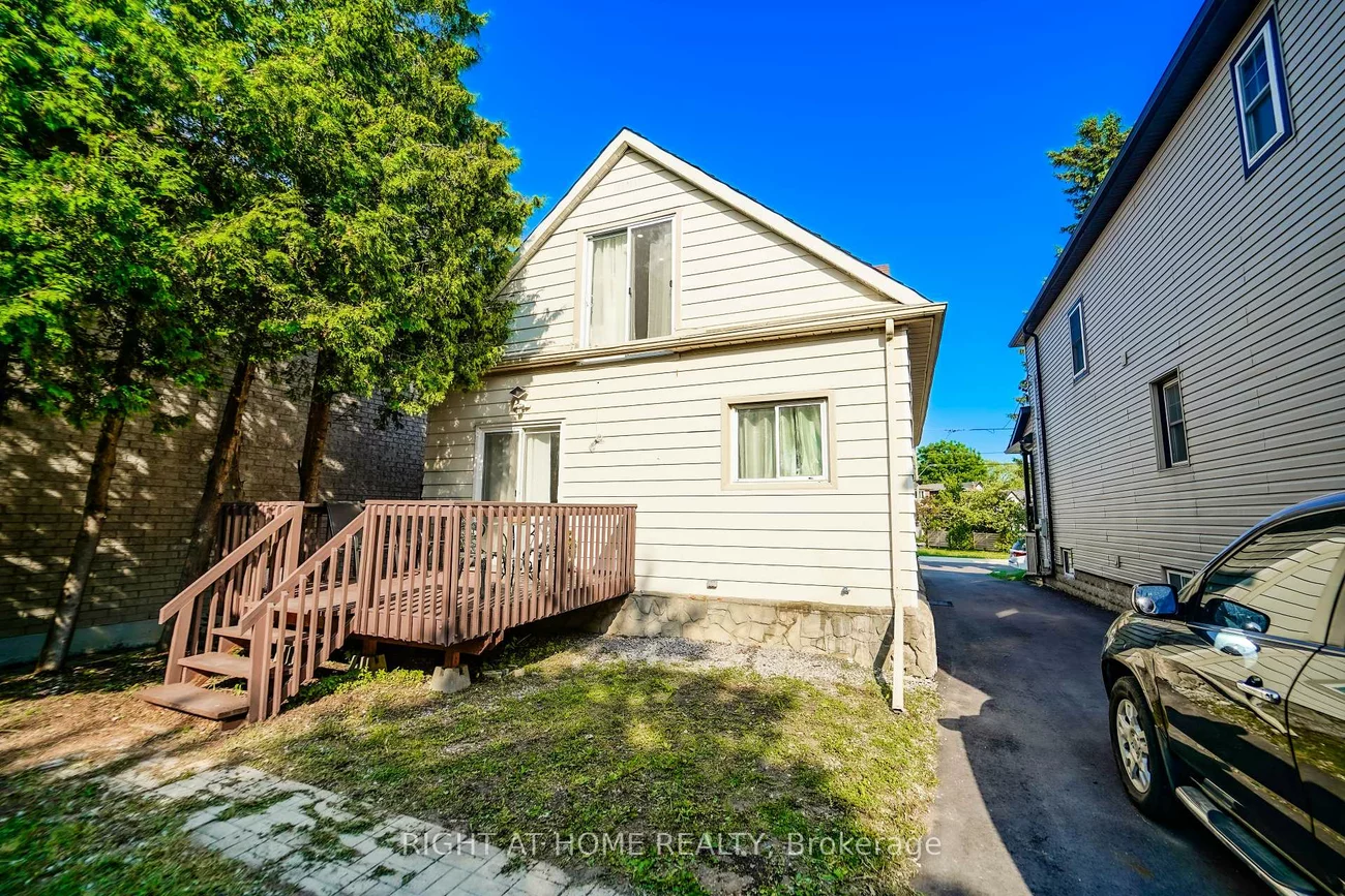 174, Aylesworth, Birchcliffe-Cliffside, Toronto