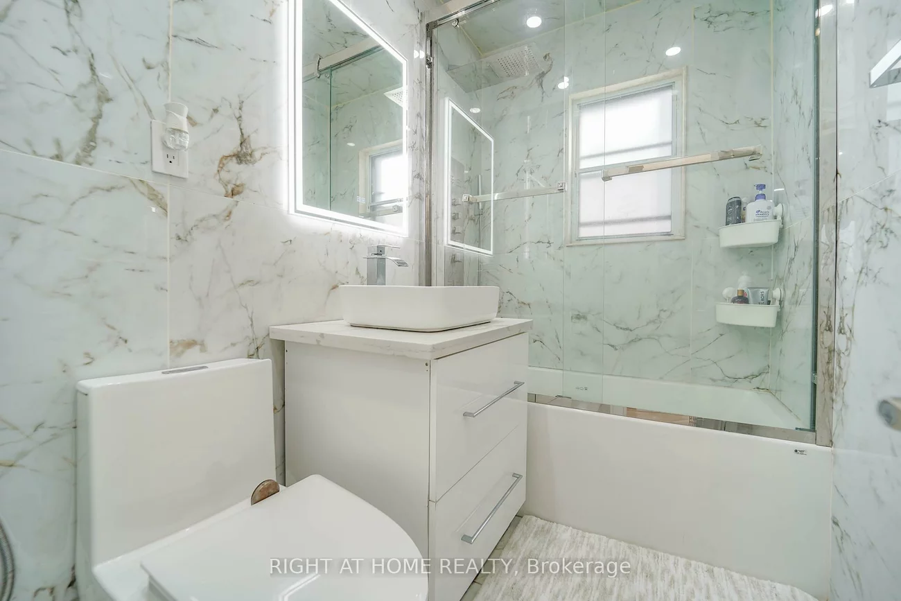 174, Aylesworth, Birchcliffe-Cliffside, Toronto
