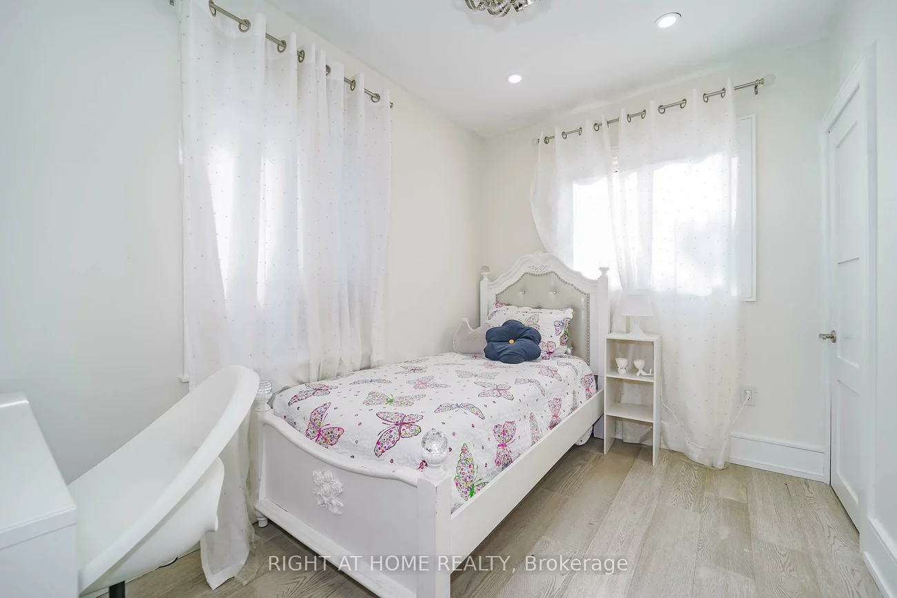 174, Aylesworth, Birchcliffe-Cliffside, Toronto