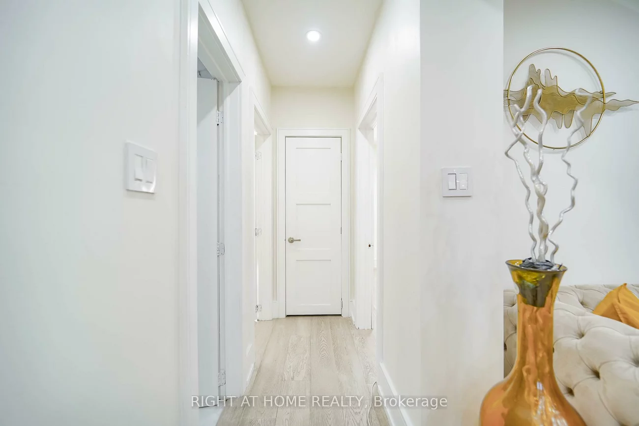 174, Aylesworth, Birchcliffe-Cliffside, Toronto