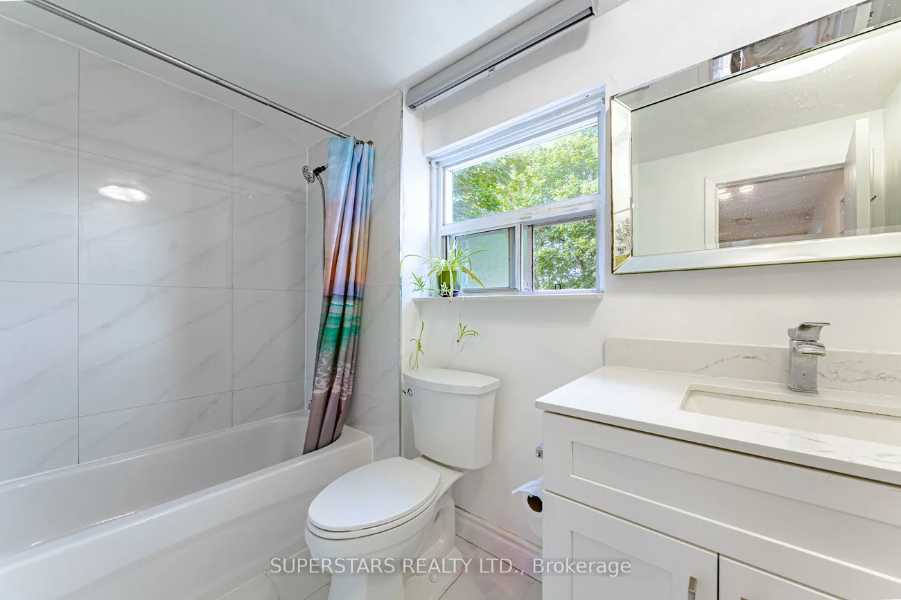 139, Woodfern, Ionview, Toronto