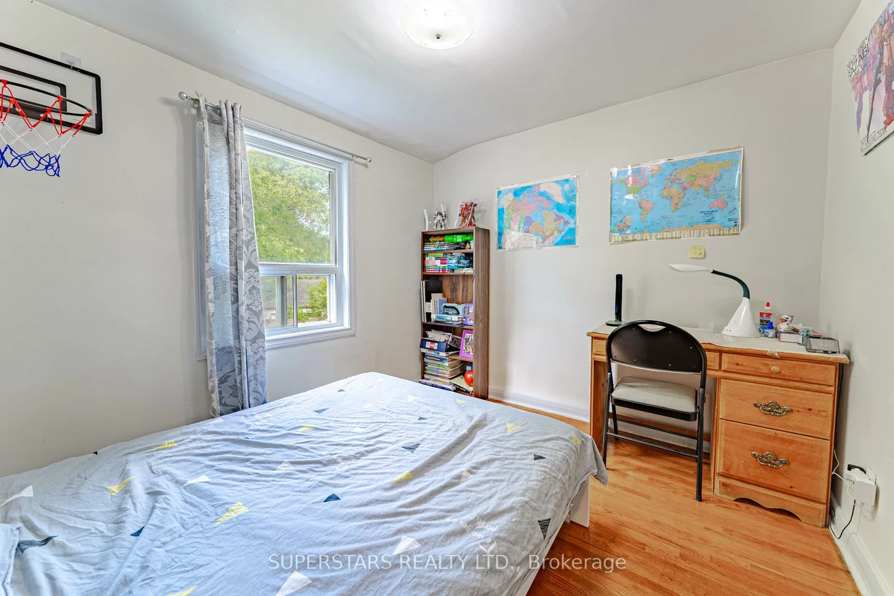139, Woodfern, Ionview, Toronto