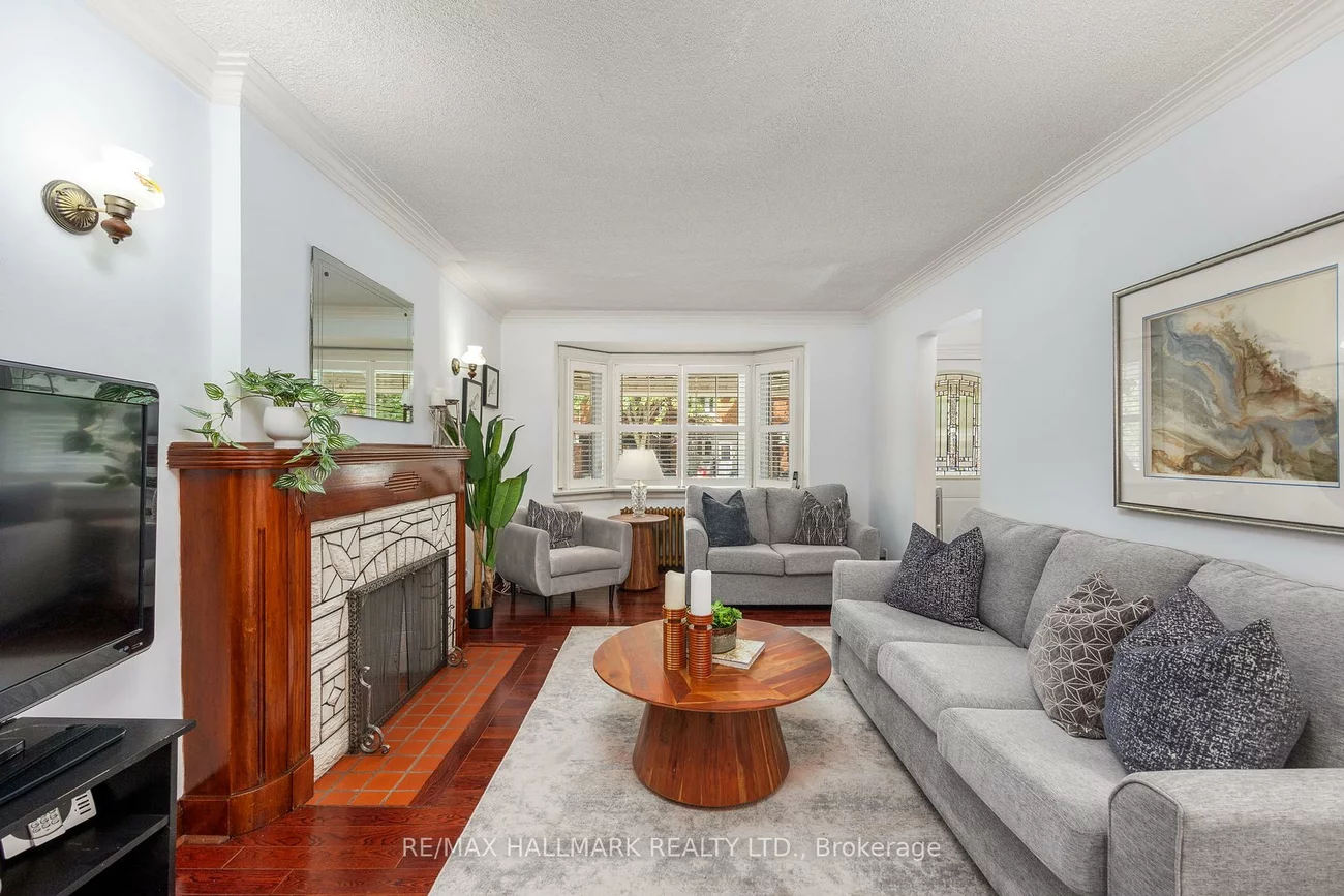236, Dewhurst, Danforth Village-East York, Toronto