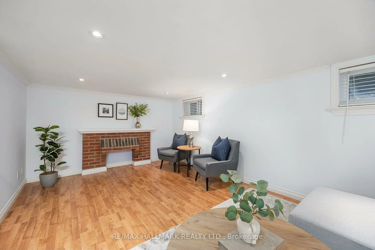 236, Dewhurst, Danforth Village-East York, Toronto