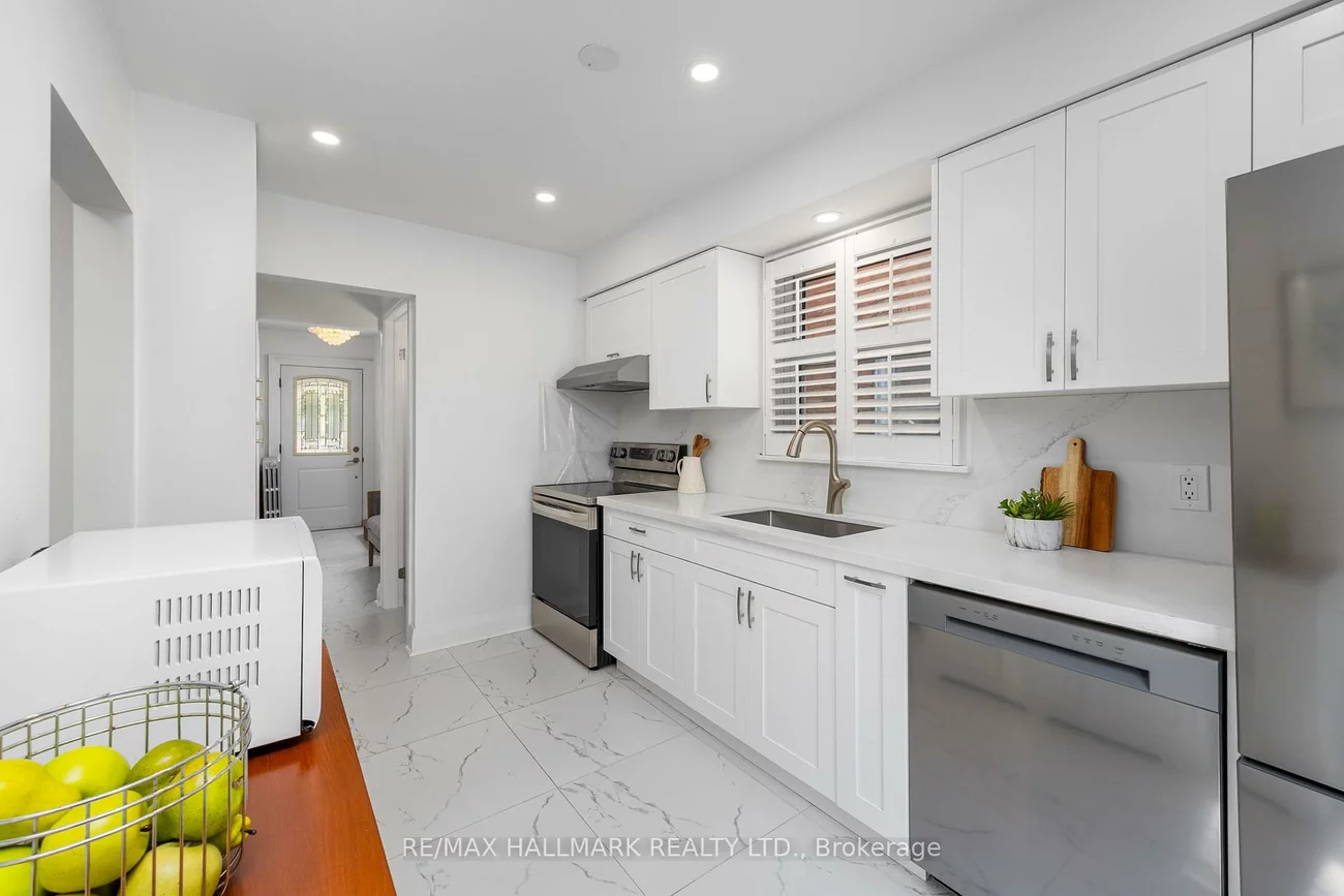 236, Dewhurst, Danforth Village-East York, Toronto