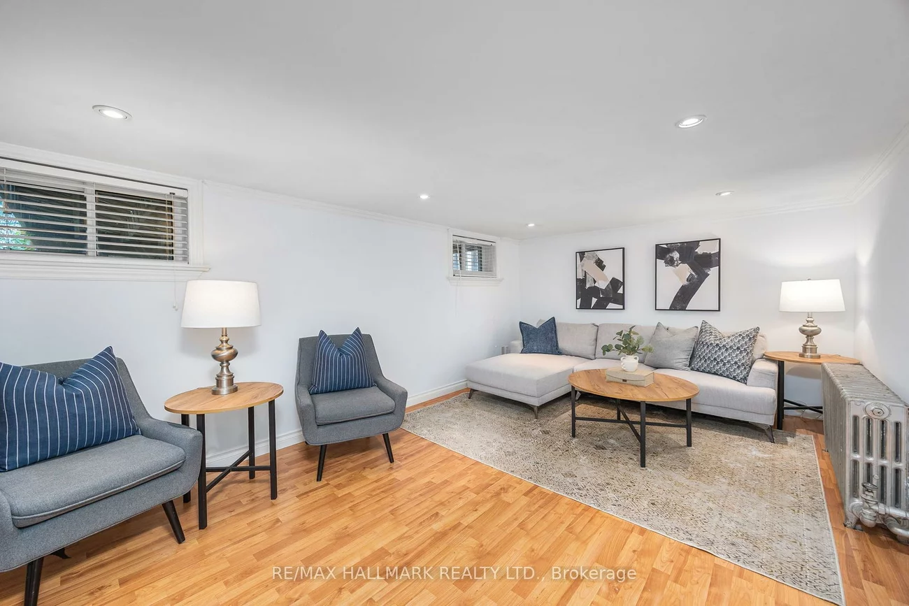 236, Dewhurst, Danforth Village-East York, Toronto