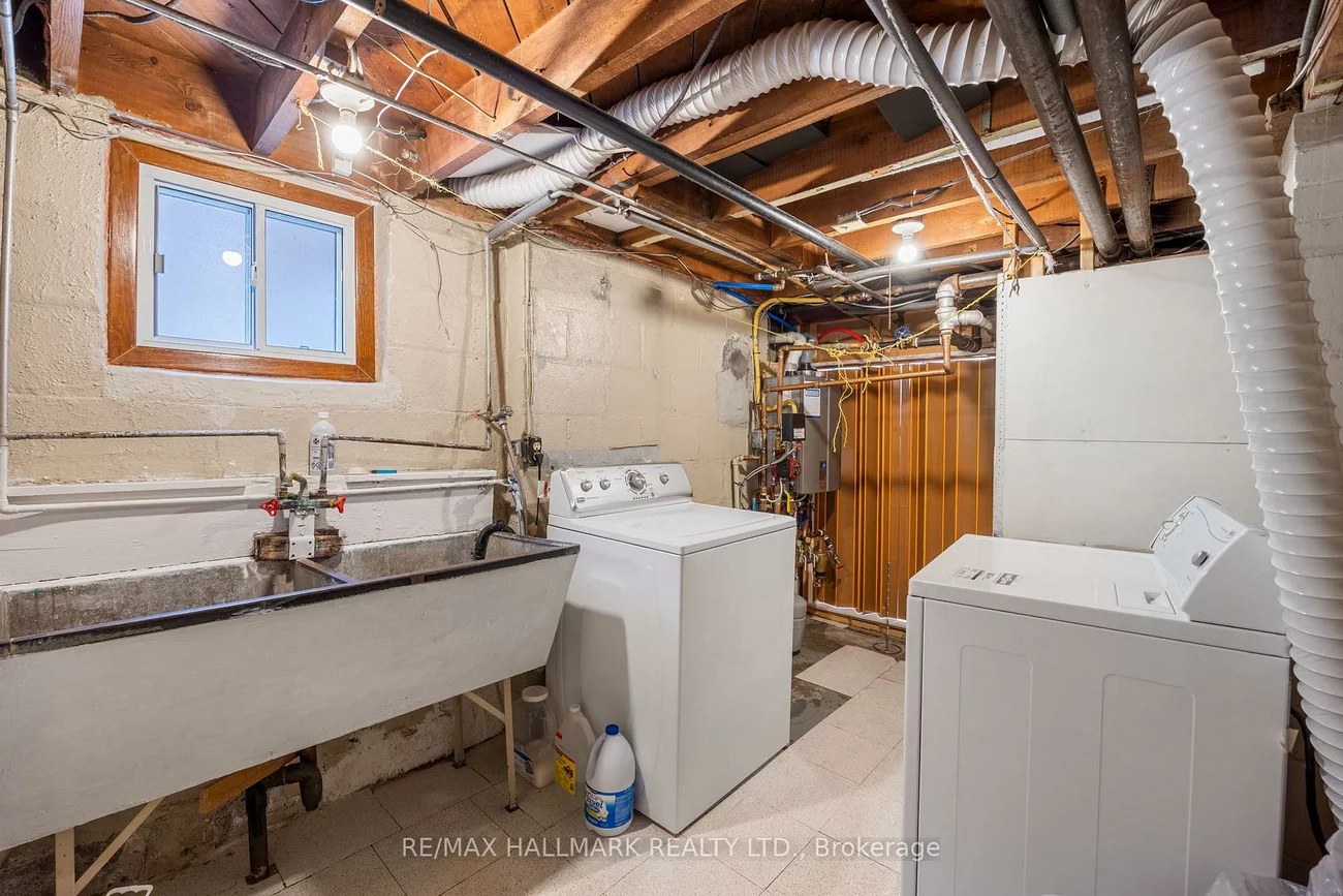 236, Dewhurst, Danforth Village-East York, Toronto