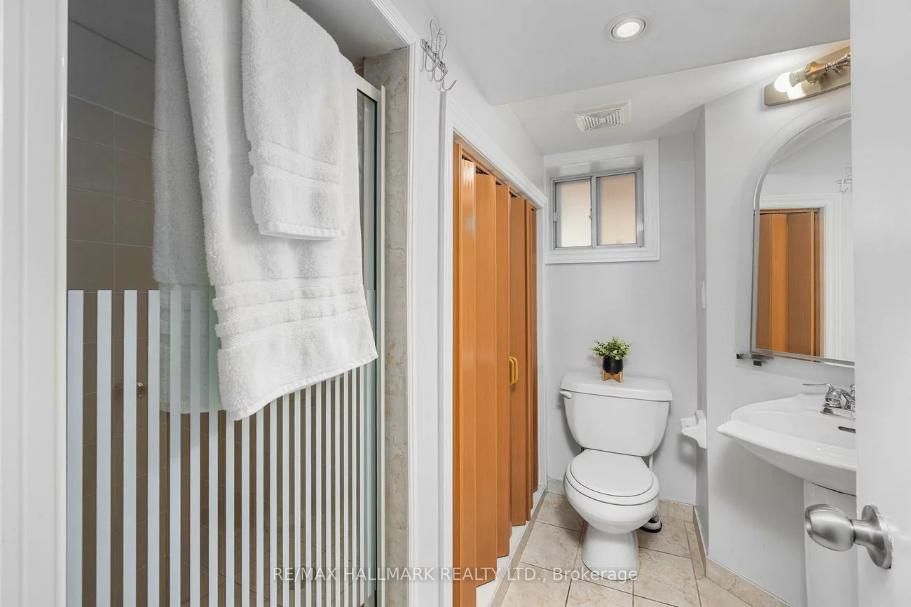 236, Dewhurst, Danforth Village-East York, Toronto