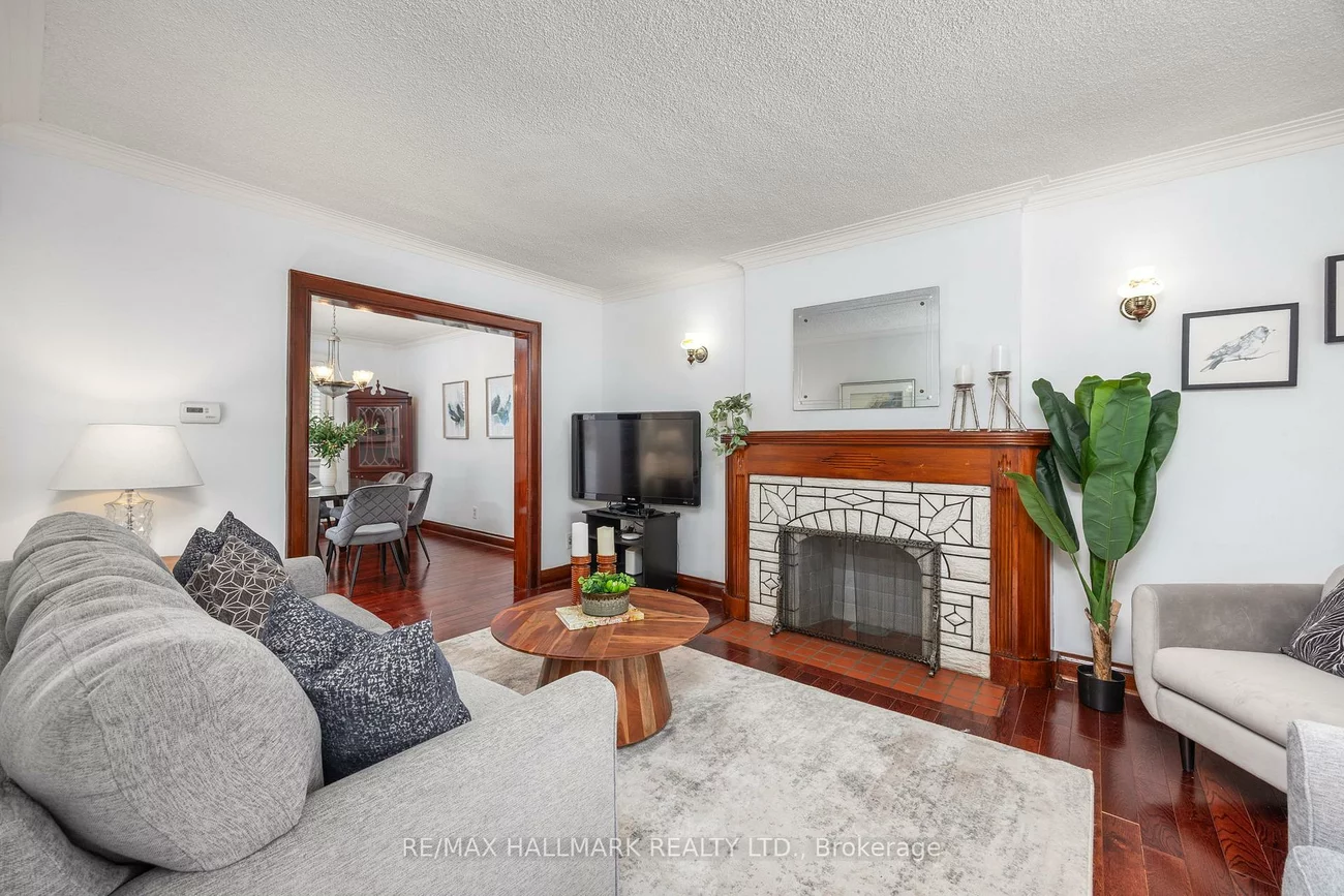 236, Dewhurst, Danforth Village-East York, Toronto