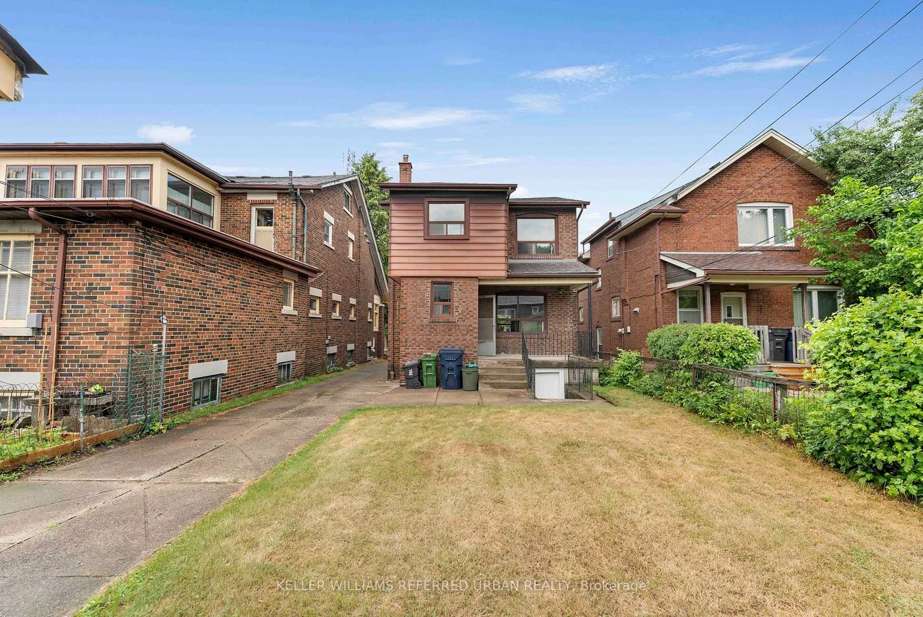 775, Coxwell, Danforth, Toronto