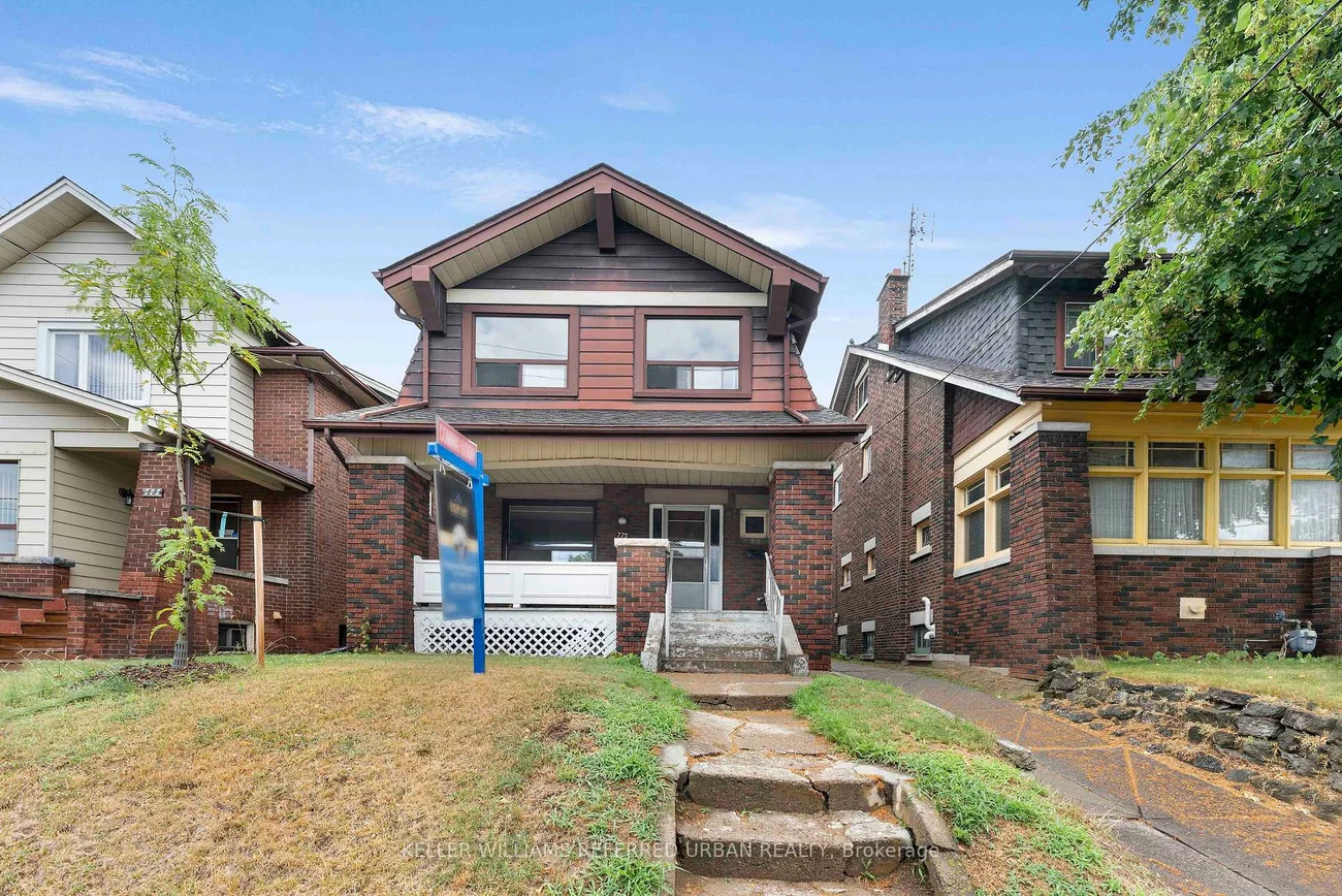 775, Coxwell, Danforth, Toronto