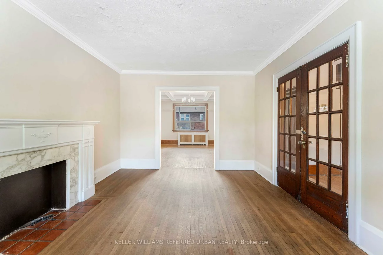 775, Coxwell, Danforth, Toronto
