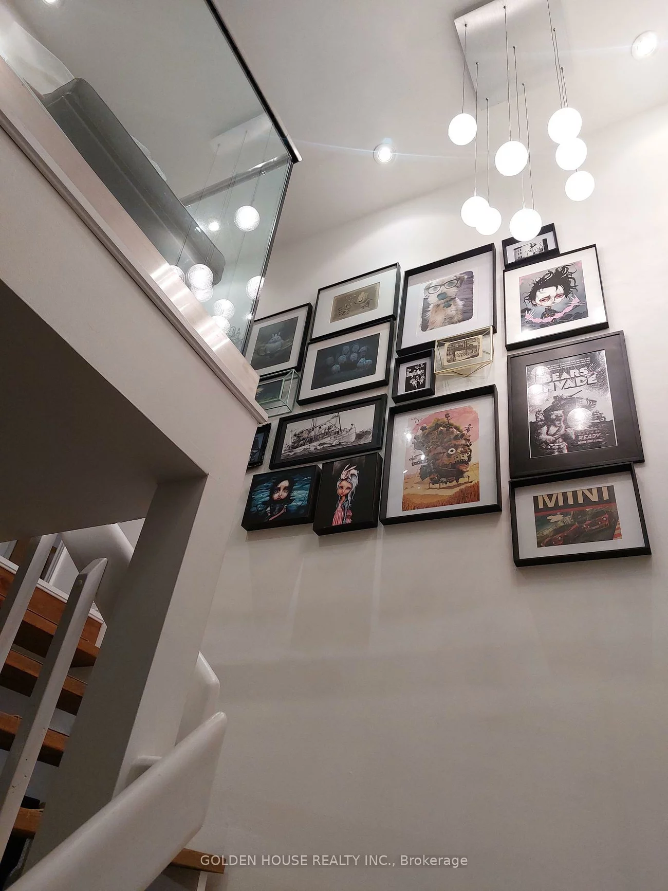 21, Thatcher, Cliffcrest, Toronto