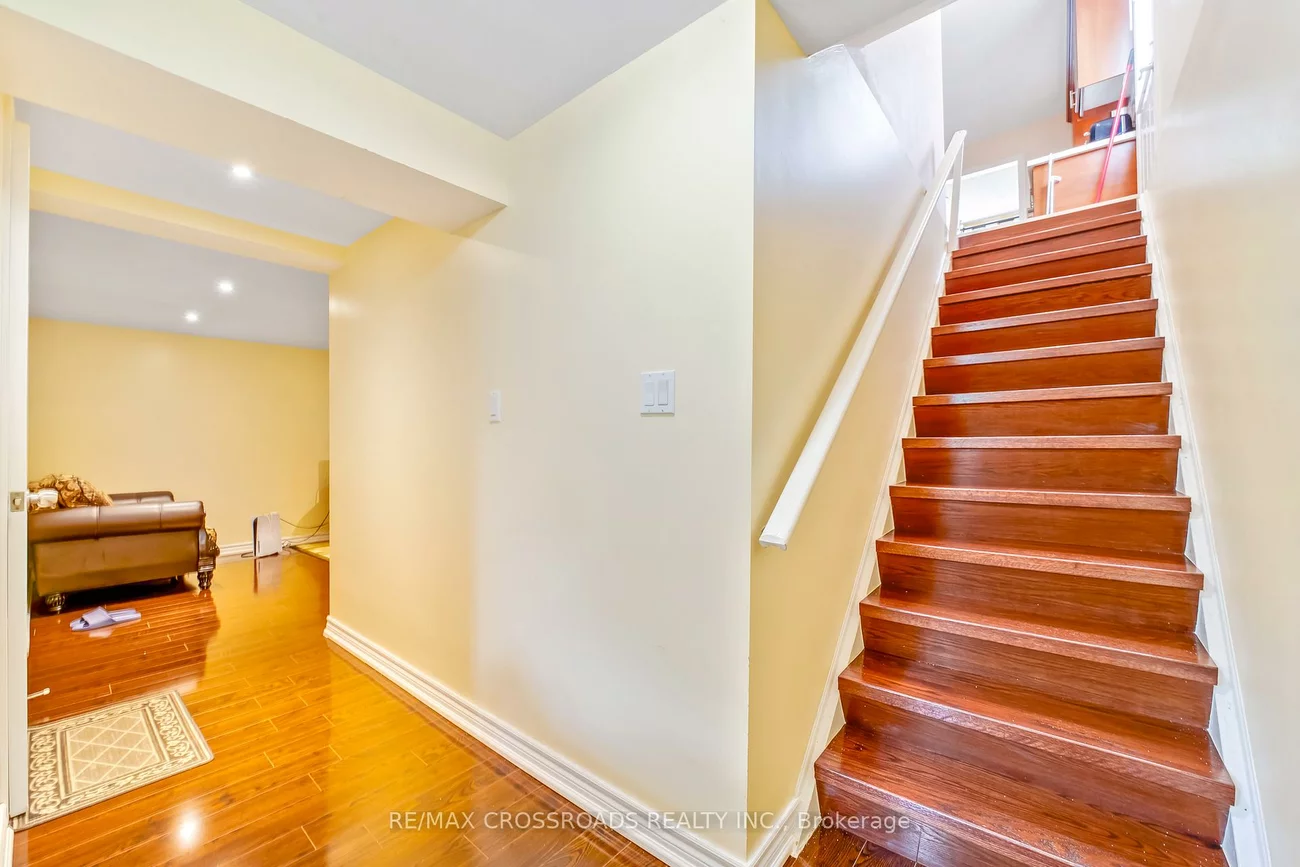 56, Hutcherson, Malvern, Toronto