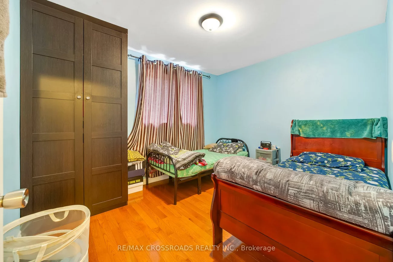 56, Hutcherson, Malvern, Toronto