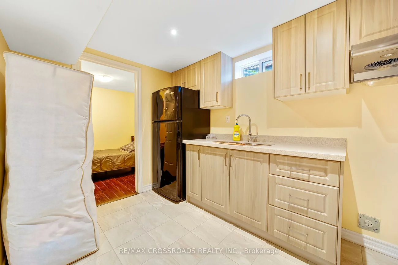 56, Hutcherson, Malvern, Toronto