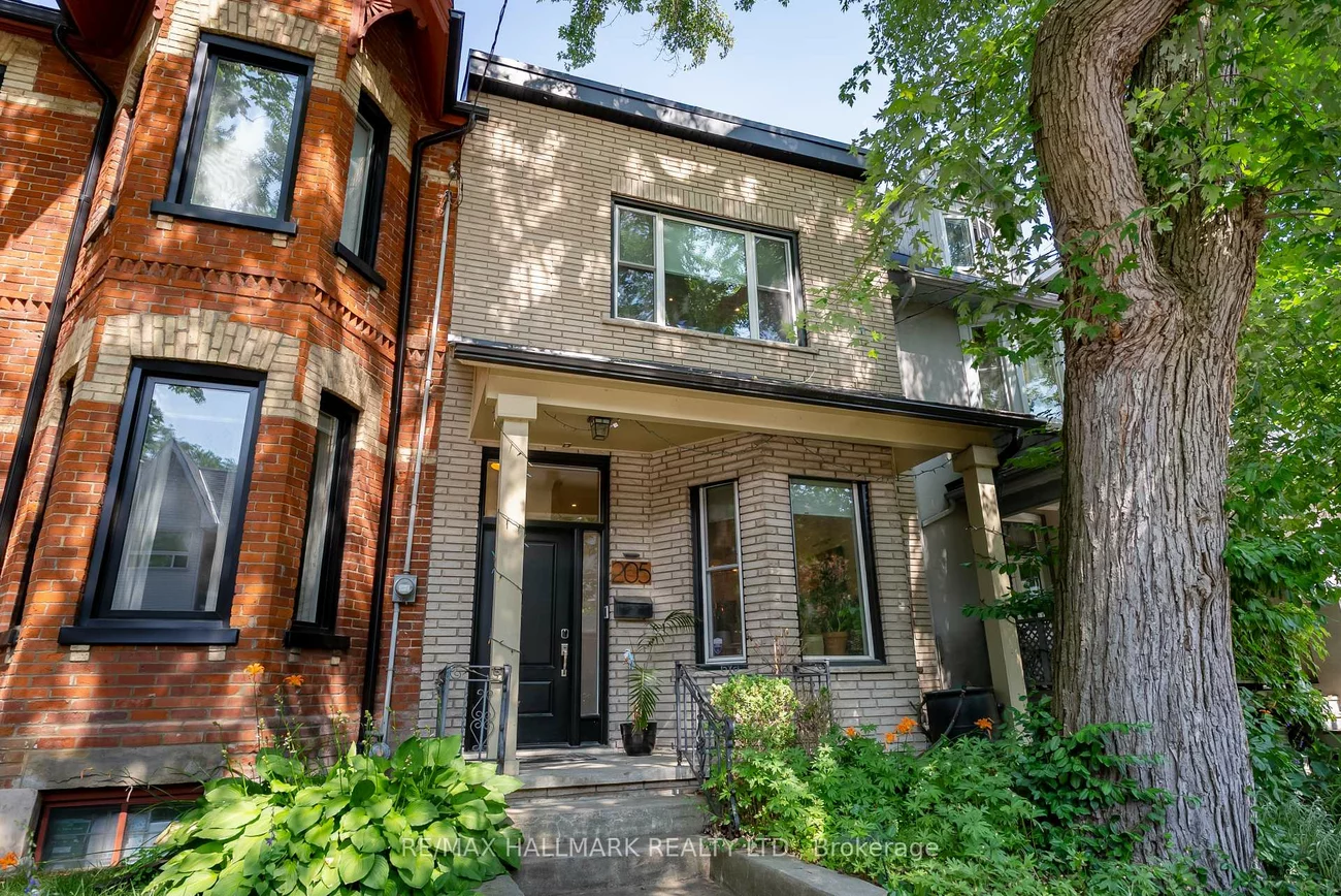 205, Boulton, South Riverdale, Toronto