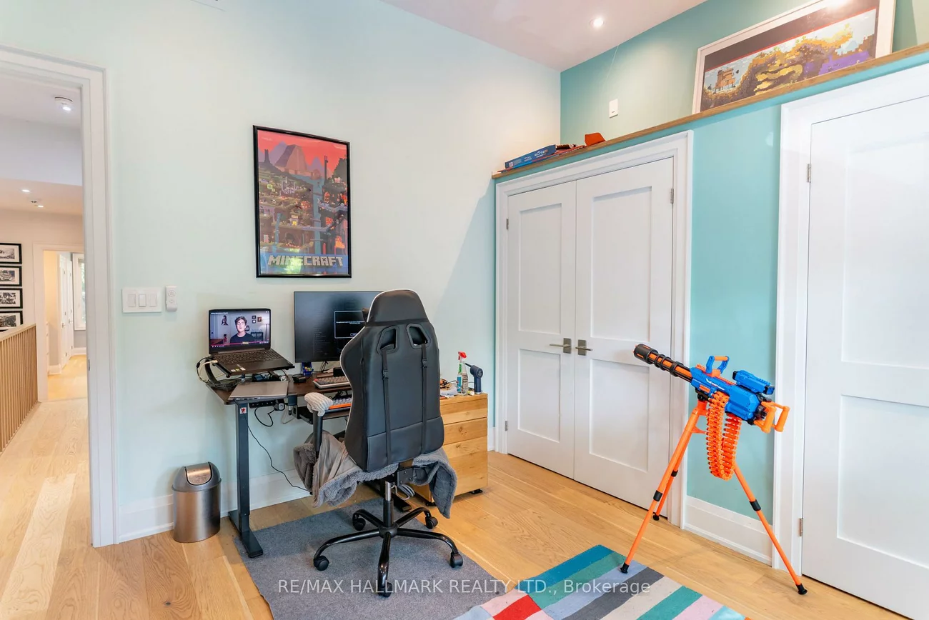 205, Boulton, South Riverdale, Toronto