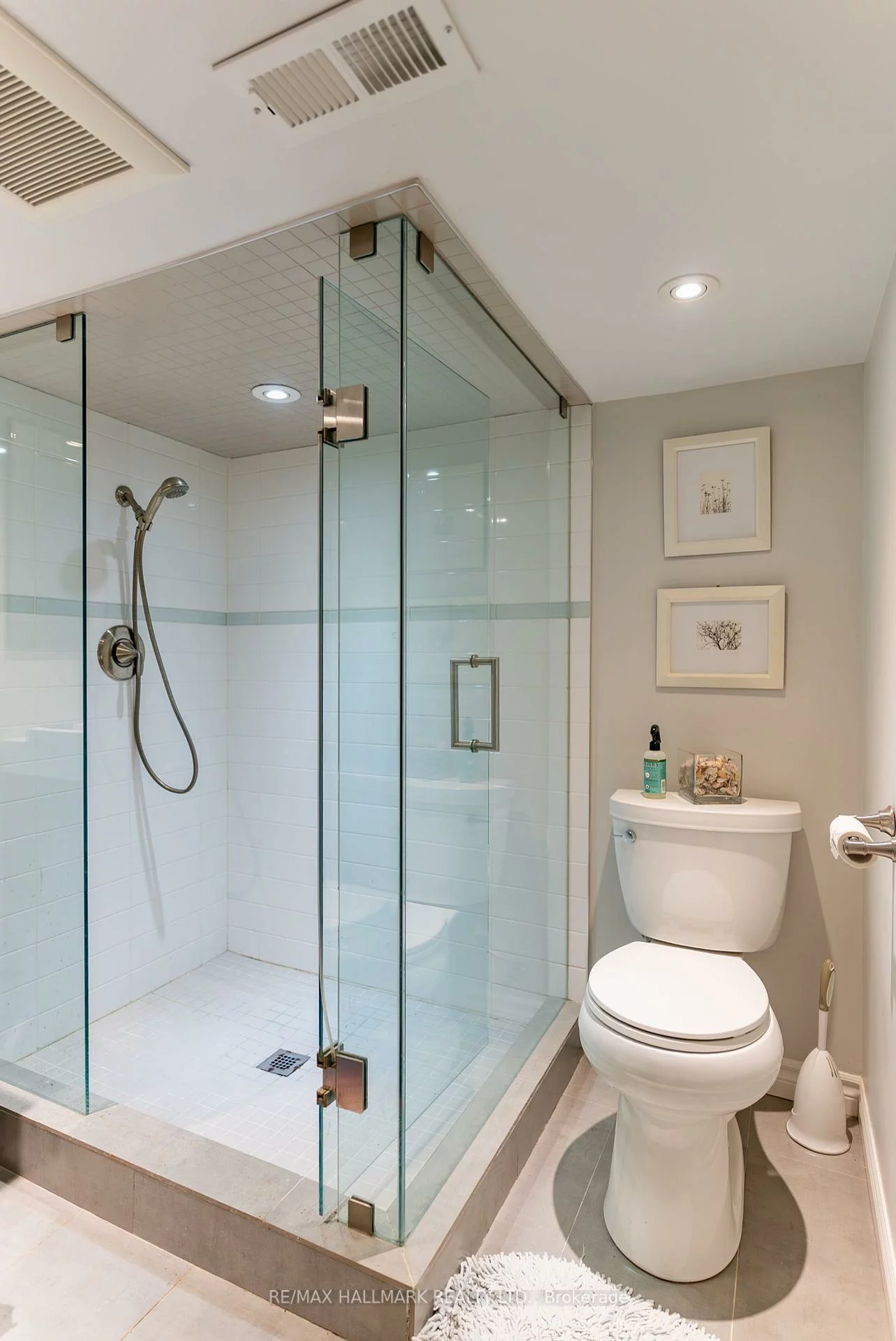 205, Boulton, South Riverdale, Toronto