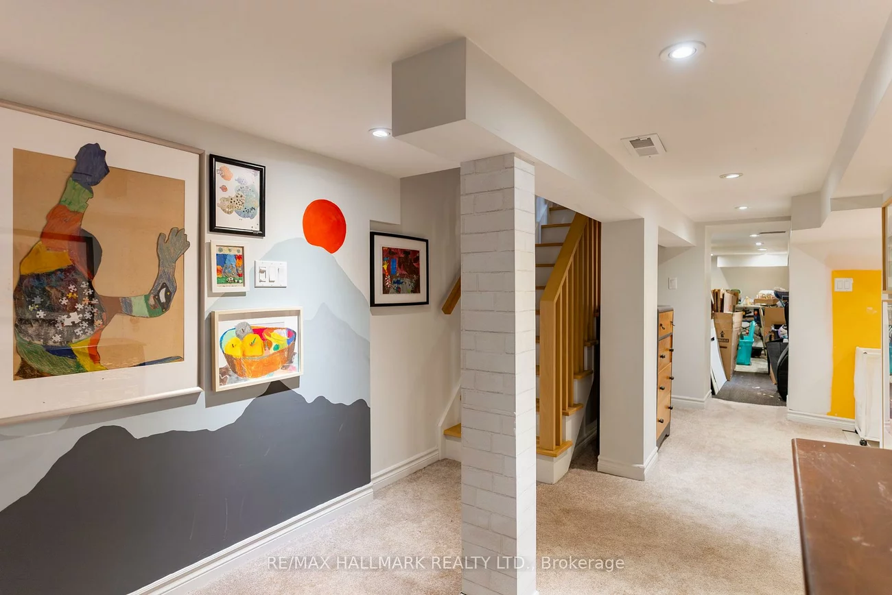 205, Boulton, South Riverdale, Toronto