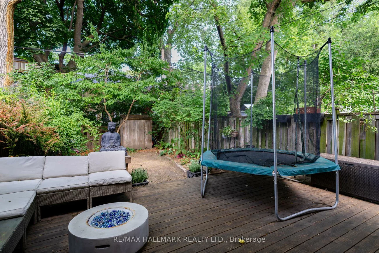 205, Boulton, South Riverdale, Toronto