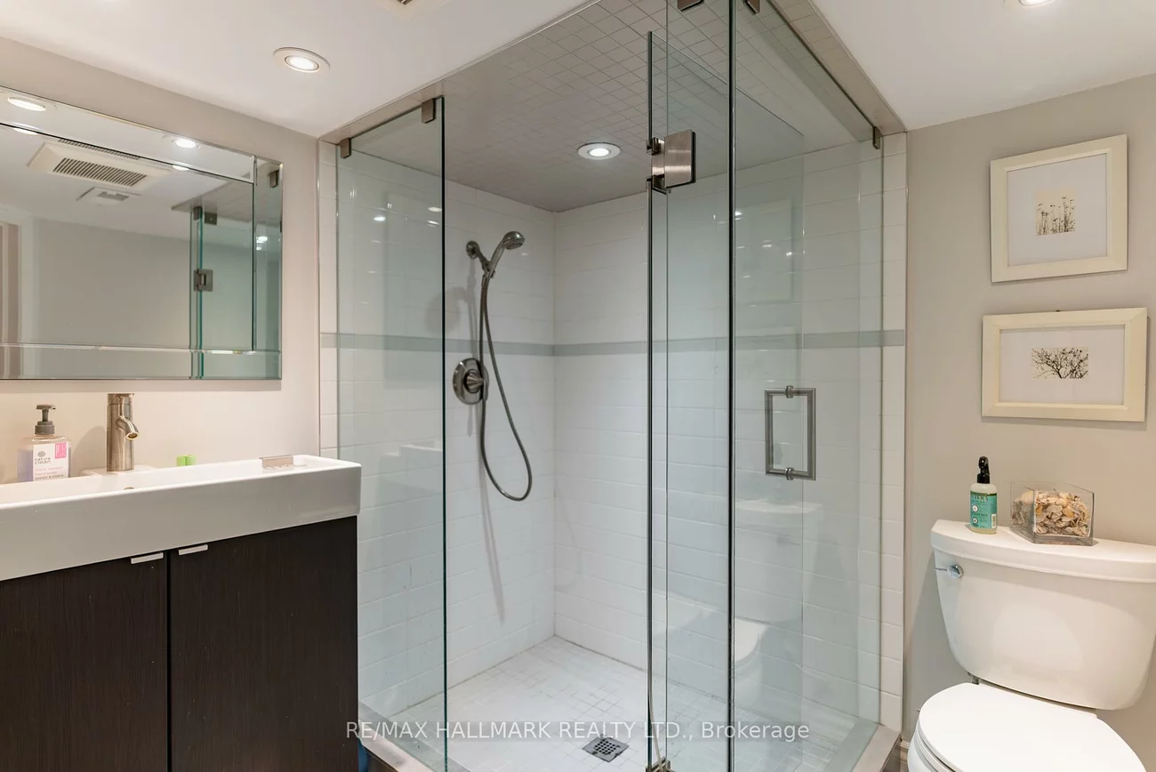 205, Boulton, South Riverdale, Toronto