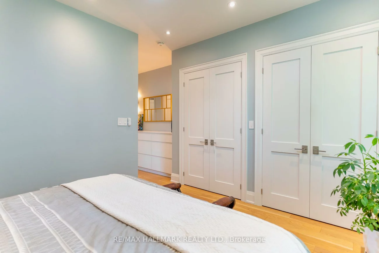 205, Boulton, South Riverdale, Toronto