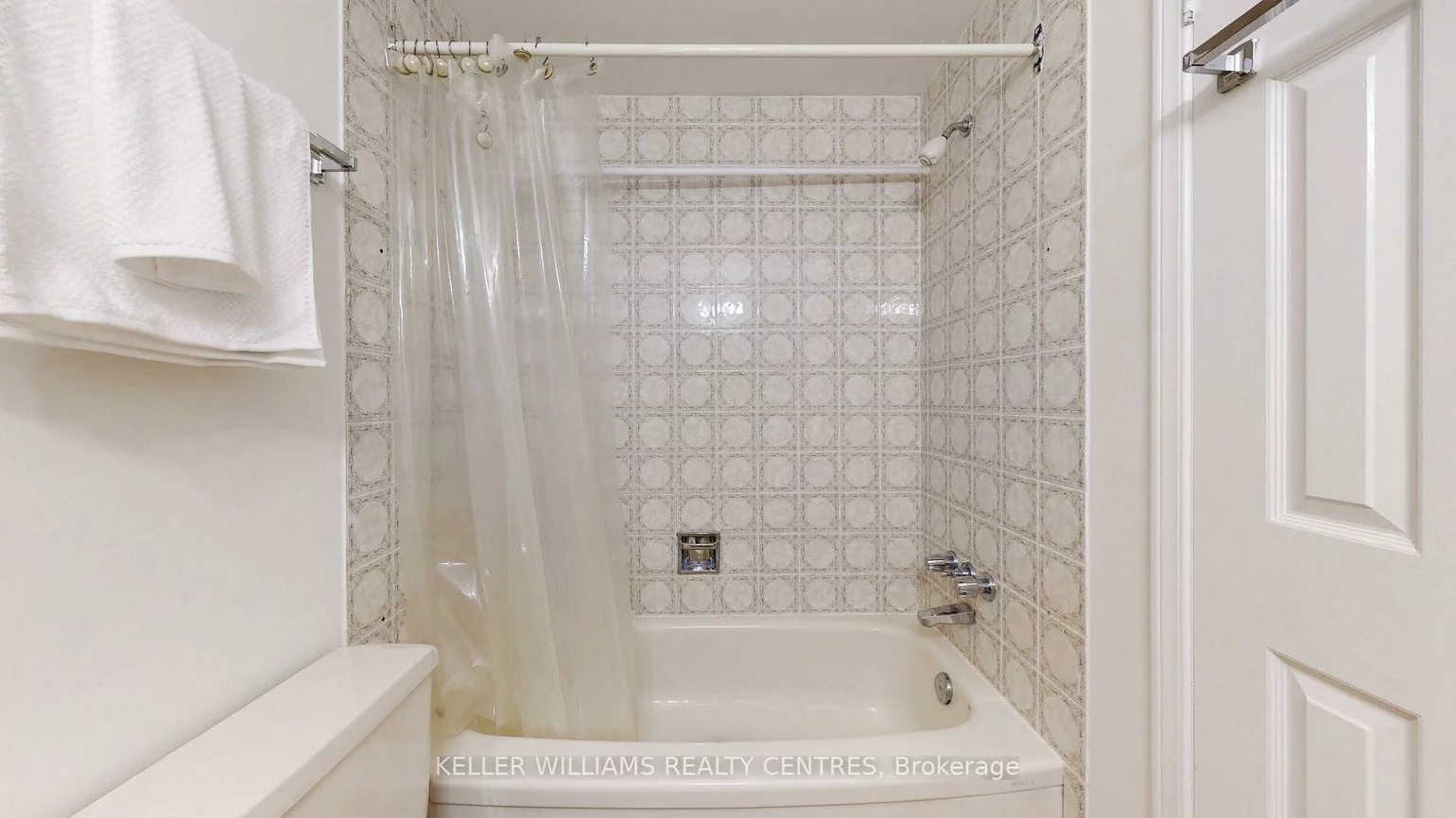 375, Huntsmill, Steeles, Toronto