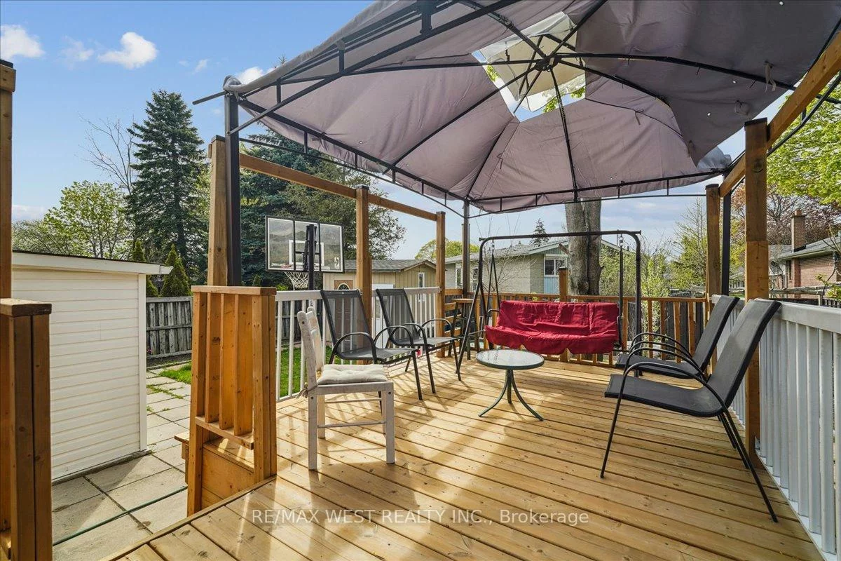 6, Dubarry, West Hill, Toronto