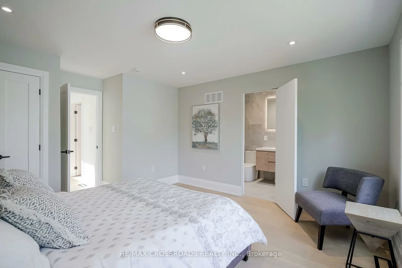 106, Park, Birchcliffe-Cliffside, Toronto