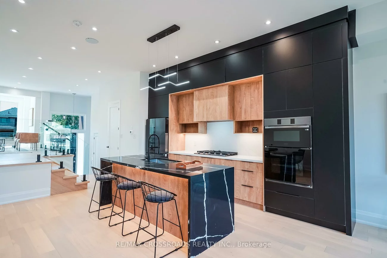 106, Park, Birchcliffe-Cliffside, Toronto