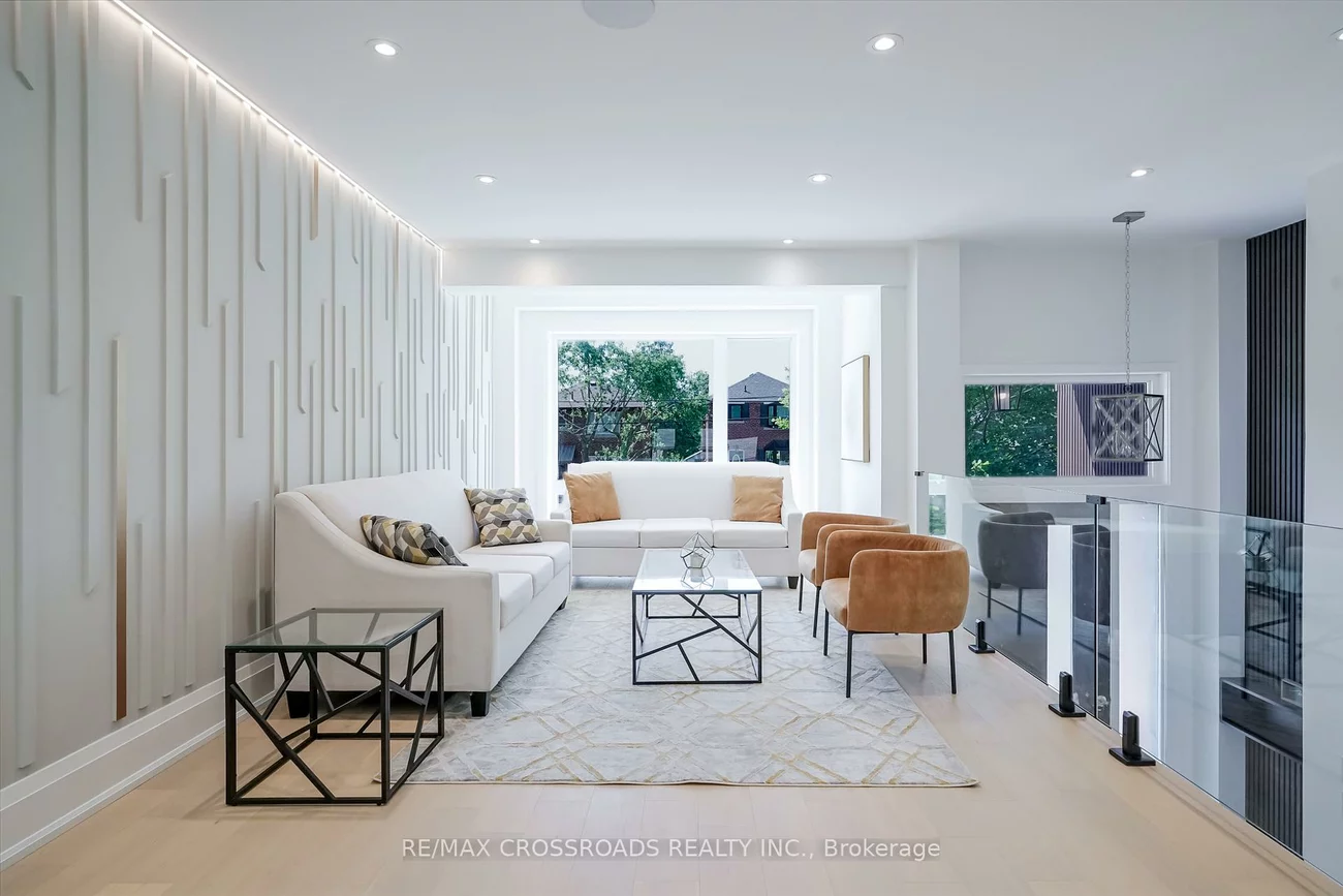 106, Park, Birchcliffe-Cliffside, Toronto