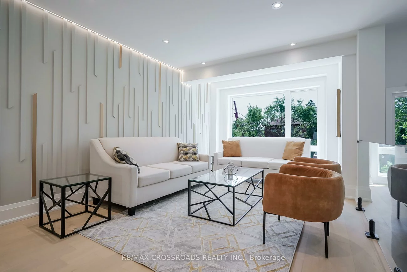 106, Park, Birchcliffe-Cliffside, Toronto